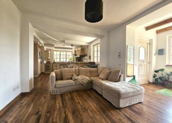 17.jpg - Villa Via Luparello 5, Sarzana - foto 16