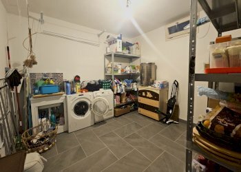 31.jpg - Villa Via Luparello 5, Sarzana - foto 29