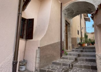 Bilocale Cerreto di Spoleto Via Del Cassero, Cerreto di Spoleto - foto 2