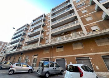 Quadrilocale VIA AGOSTINO FILLIOLEY, Siracusa - foto 1