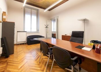 Ufficio Via San Quintino, Torino (zona Centro) - foto 4