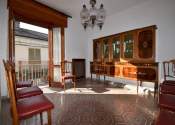 Salone - Casa indipendente via Italia, 35, Montaldo Scarampi - foto 2