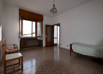 Camera da letto - Casa indipendente via Italia, 35, Montaldo Scarampi - foto 8