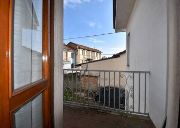 Balcone - Casa indipendente via Italia, 35, Montaldo Scarampi - foto 2