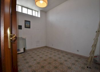 Stanza non arredata - Casa indipendente via Italia, 35, Montaldo Scarampi - foto 4