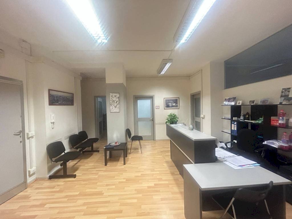 Interno non residenziale - Ufficio piazza Piccapietra, 83, Genova - foto 3