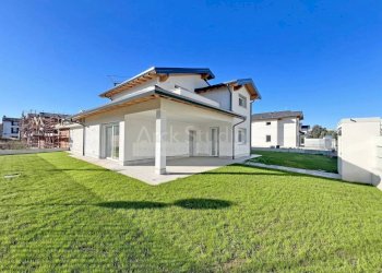 Giardino - Villa via Guglielmo Marconi, Cassano d'Adda - foto 3