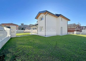 Giardino - Villa via Guglielmo Marconi, Cassano d'Adda - foto 12