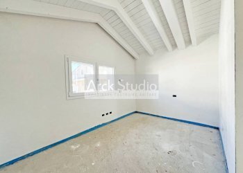 Stanza non arredata - Villa via Guglielmo Marconi, Cassano d'Adda - photo 18