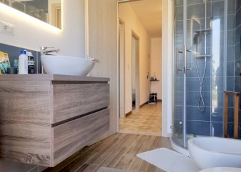 Bagno - Two-room apartment via Circonvallazione Vigne, 7, Chiusa di Pesio - photo 7