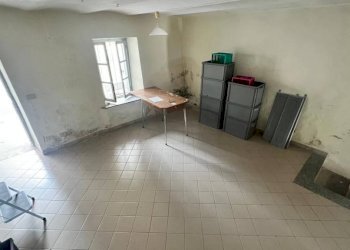 Stanza non arredata - Casa indipendente via Provinciale San Bartolomeo, 25, Chiusa di Pesio - foto 9