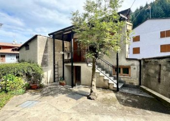 Facciata - Casa indipendente via Provinciale San Bartolomeo, Chiusa di Pesio - foto 3