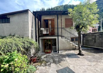 Facciata - Casa indipendente via Provinciale San Bartolomeo, Chiusa di Pesio - foto 4