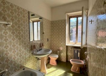 BAGNO - Bilocale corso Antonio Gramsci, 23, Torre Pellice - foto 9