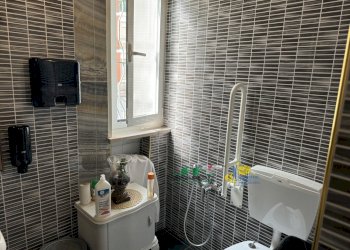 IMG_9759.JPG - Commercial Premises Via Montebello, Parma - photo 8