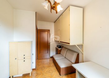 cameretta piano primo - Villa a Schiera Via E. Toti 6, Laveno-Mombello - foto 19