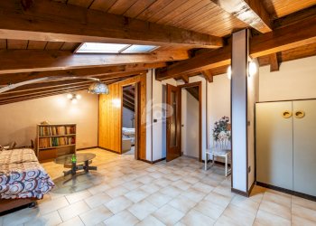 mansarda agibile non abitabile - Villa a Schiera Via E. Toti 6, Laveno-Mombello - foto 20