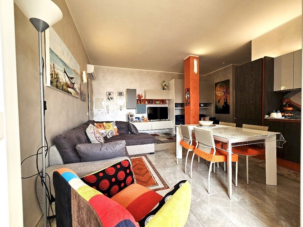 3.jpg - Appartamento Via Diano San Pietro 71, Diano Castello - foto 3