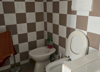 BAGNO UNO.jpg - Appartamento VIA FRIGAGLIA  18, Sassari - foto 10