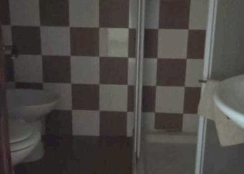 VISTA BAGNO DUE.jpg - Appartamento VIA FRIGAGLIA  18, Sassari - foto 11