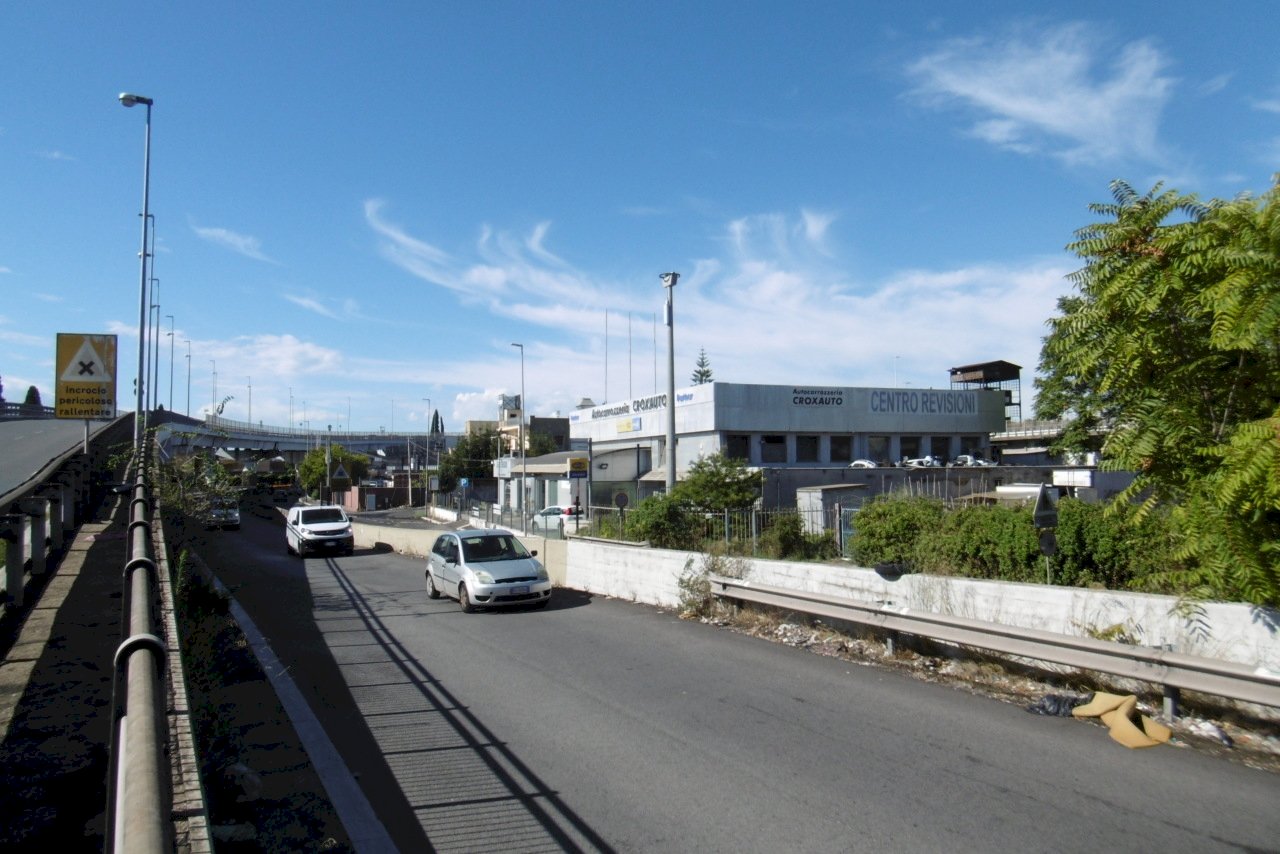 P1000339.JPG - Capannone VIA DELLA MAGLIANA, Roma - foto 2