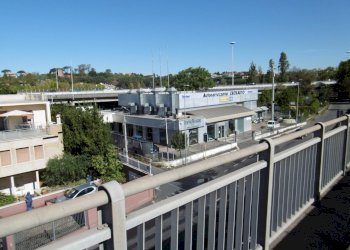 P1000338.JPG - Capannone VIA DELLA MAGLIANA, Roma - foto 1