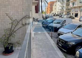 Shop Viale Tunisi, Siracusa - photo 7