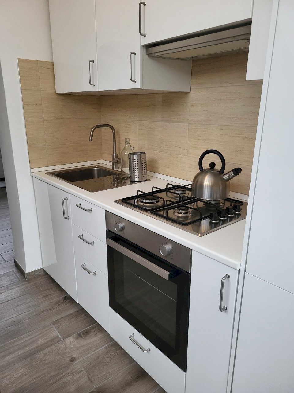 One-room apartment Via XXV Aprile, Genova - photo 3