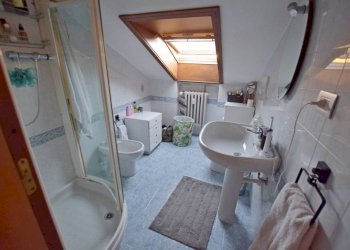 bagno - Four-room apartment corso Europa, Mondovì - photo 10