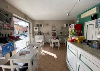 sala - Bar Tavola Calda - Fredda largo Vittorio Veneto, 8, Carmagnola - foto 3