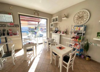 sala - Bar Tavola Calda - Fredda largo Vittorio Veneto, 8, Carmagnola - foto 11