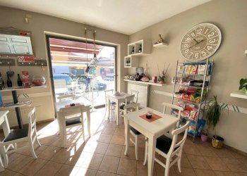 sala - Cafeteria - Cold Bar largo Vittorio Veneto, 8, Carmagnola - photo 12