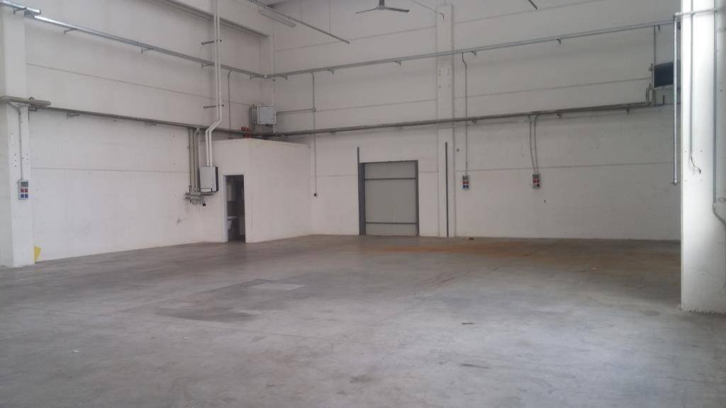Interno non residenziale - Warehouse via San Donato, Granarolo dell'Emilia - photo 2