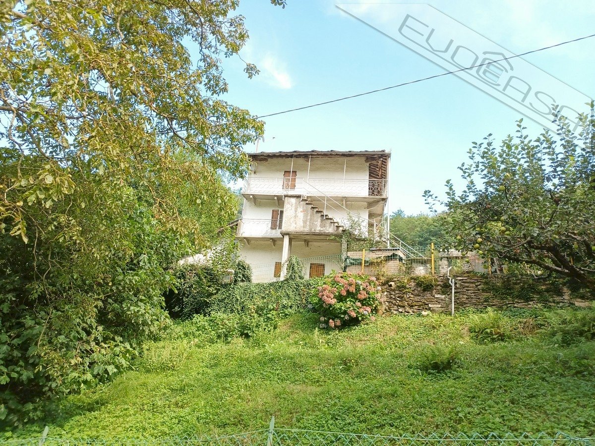 Semi-detached house via Lungaserra snc, Barge - photo 1