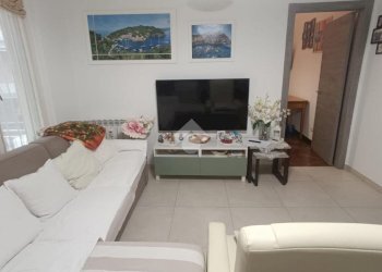 Quadrilocale Via Mario Zignago, Rapallo - foto 1