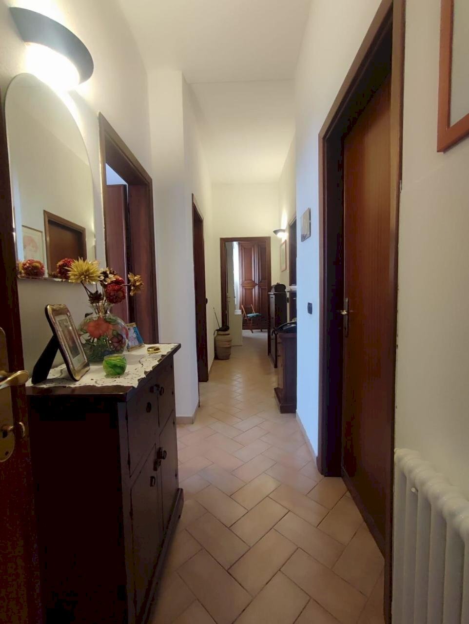 1200059-gx38pzp.jpg - Casa semi indipendente Luni - foto 3