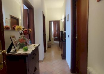 1200059-gx38pzp.jpg - Casa semi indipendente Luni - foto 3