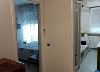 disimpegno - Appartamento semi-centrale, Pieve Porto Morone - foto 9