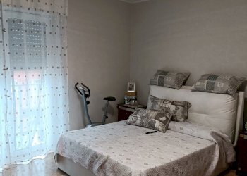 camera da letto - Appartamento semi-centrale, Pieve Porto Morone - foto 12