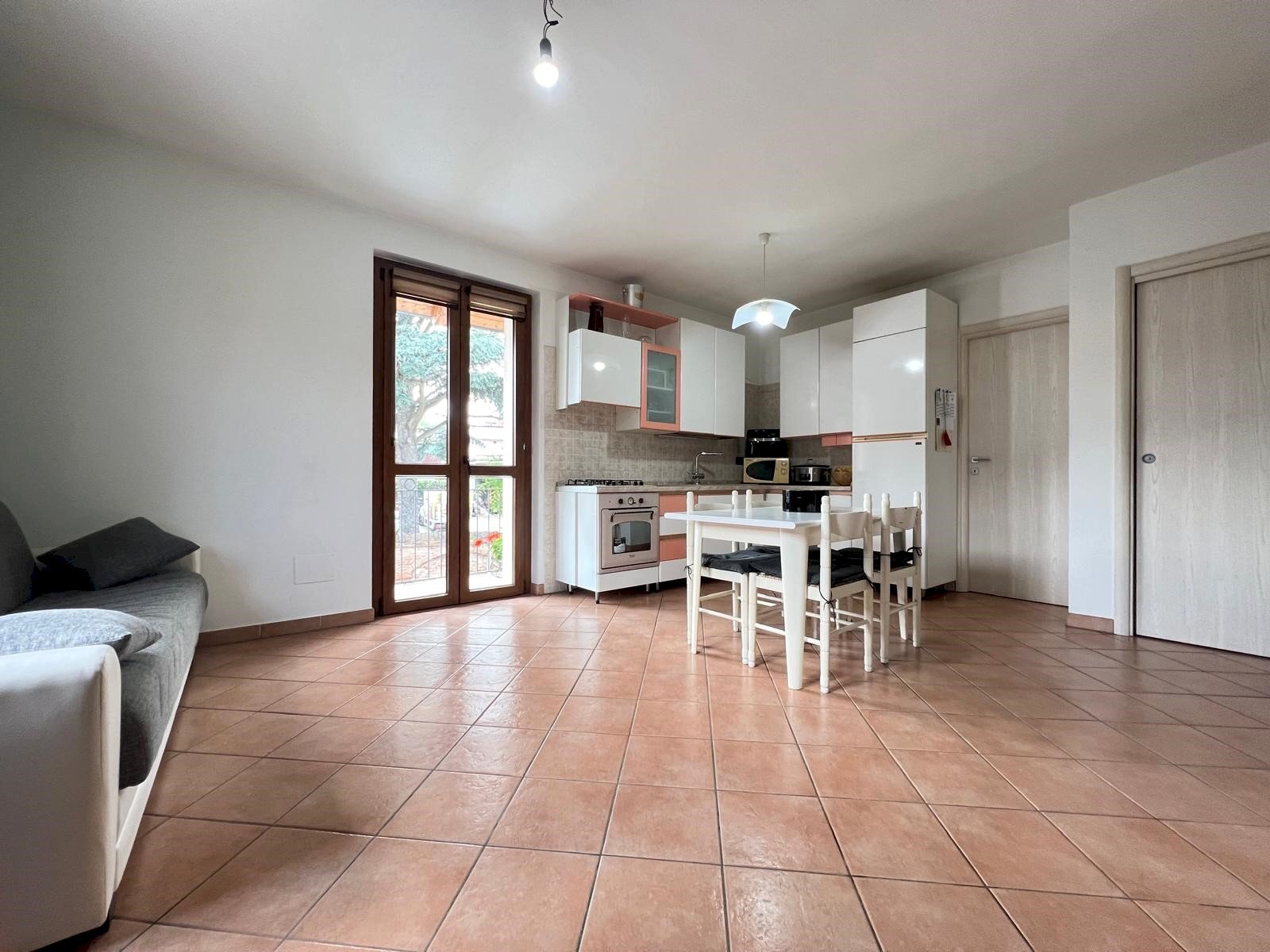 Three-room apartment Canale - photo 2