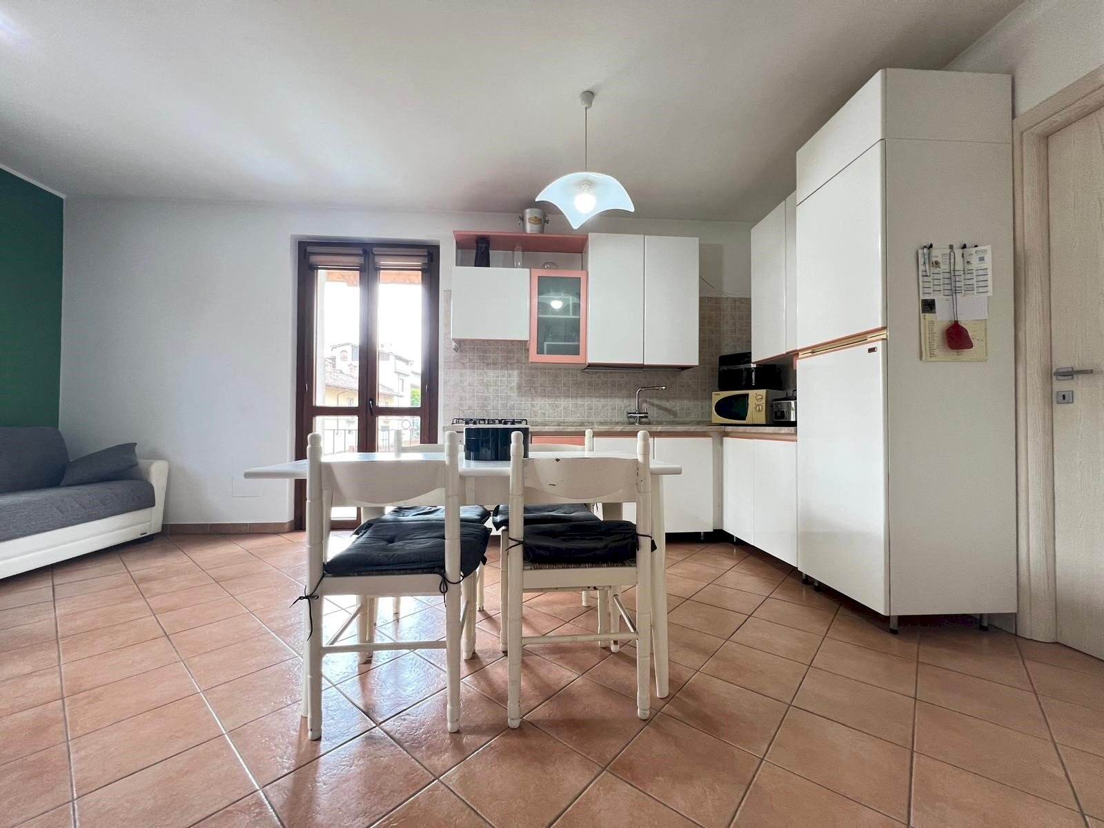 Three-room apartment Canale - photo 3