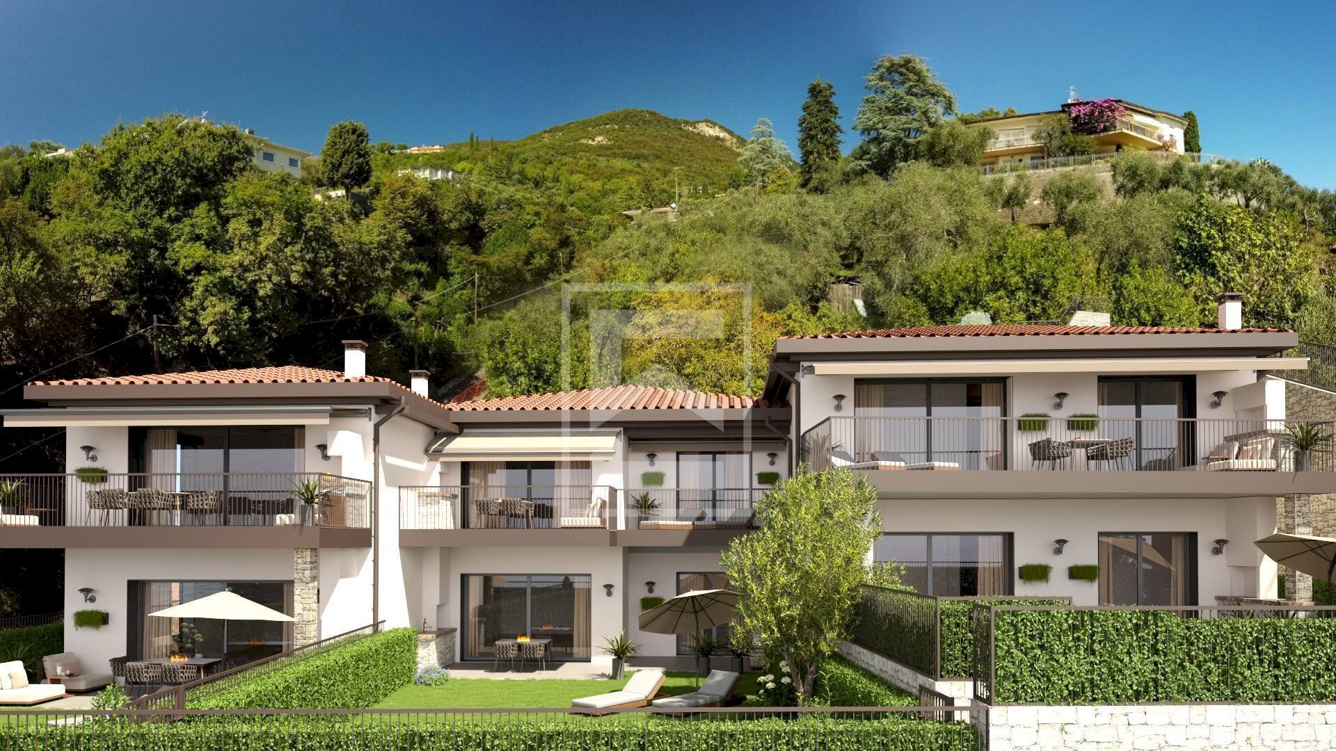 Three-room apartment Via del Fontanone, Gardone Riviera - photo 1