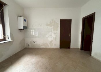 Two-room apartment Via Ponte Dora, Strambino - photo 2