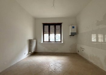 Two-room apartment Via Ponte Dora, Strambino - photo 4