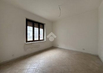 Two-room apartment Via Ponte Dora, Strambino - photo 5