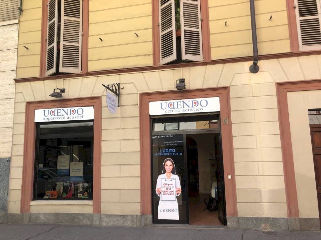 Facciata - Negozio via Alessandro Manzoni, 27, Torino (zona Centro) - foto 3
