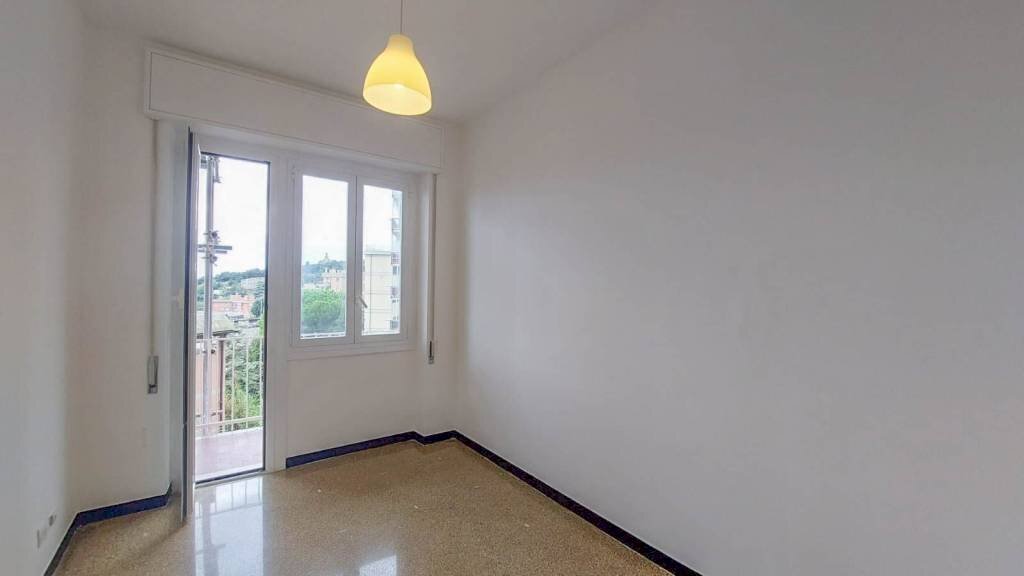 Stanza non arredata - Bilocale via Giovanni XXIII, Genova (zona Marassi) - foto 3