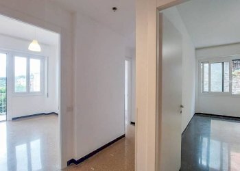 Interno appartamento - Bilocale via Giovanni XXIII, Genova (zona Marassi) - foto 2