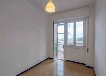 Stanza non arredata - Bilocale via Giovanni XXIII, Genova (zona Marassi) - foto 20