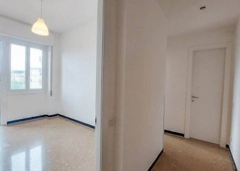 Salone - Bilocale via Giovanni XXIII, Genova (zona Marassi) - foto 26